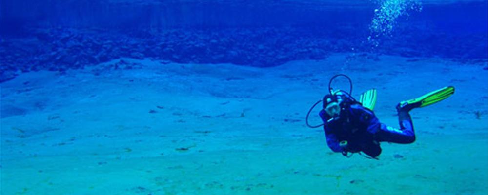 tectonic diving, iceland